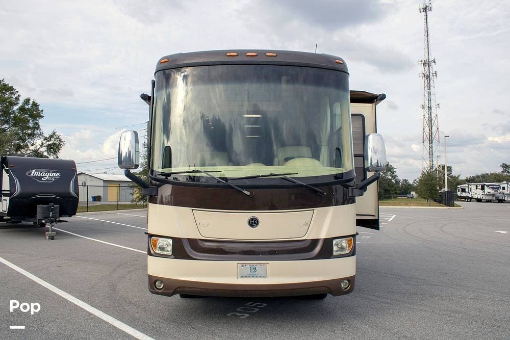 Call now about this 2008 Holiday Rambler Neptune 37PDQ! 2008 Holiday Rambler Neptune 37PDQ - Used Diesel Pusher For Sale by Pop RVs in Polk City, Florida features Generator, Awning, Air Conditioning, Leveling Jacks, Slideout