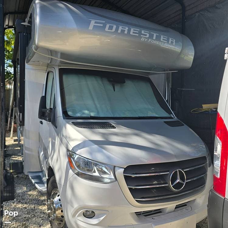 Call now about this 2022 Forest River Forester 2401B! 2022 Forest River Forester 2401B - Used Class C For Sale by Pop RVs in Miami, Florida features Leveling Jacks, Awning, Air Conditioning, Slideout, Generator