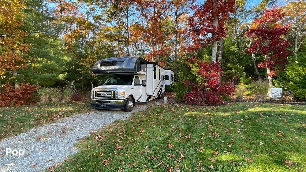 Contact us now about this 2023 Thor Motor Coach Quantum KW29! 2023 Quantum KW29 by Thor Motor Coach from Pop RVs in East Falmouth, Massachusetts