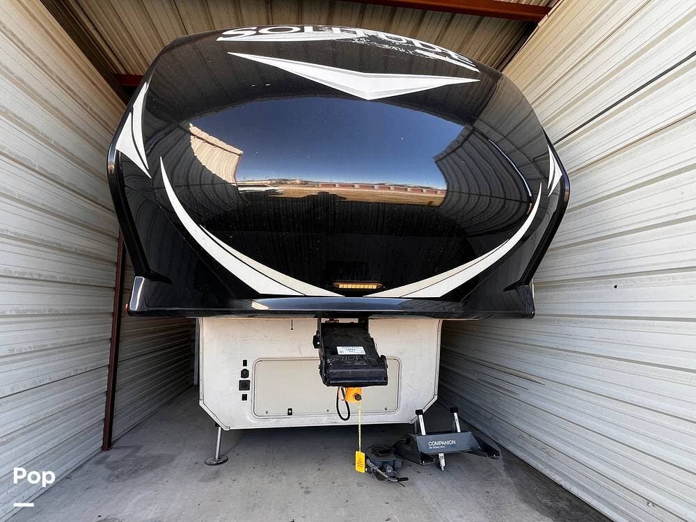 Call now about this 2016 Grand Design Solitude 377MB-R! 2016 Grand Design Solitude 377MB-R - Used Fifth Wheel For Sale by Pop RVs in Texas City, Texas features Slideout, Leveling Jacks, Air Conditioning, Awning