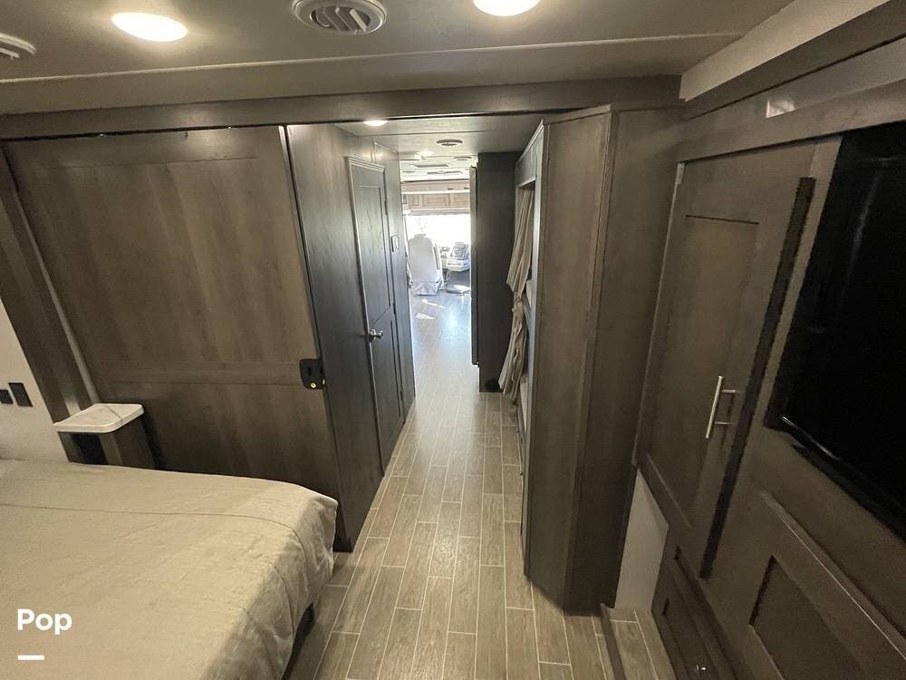 Call now about this 2021 Forest River Georgetown 36B5! 2021 Forest River Georgetown 36B5 - Used Class A For Sale by Pop RVs in Fulton, Mississippi features Slideout, Air Conditioning, Generator, Leveling Jacks, Awning