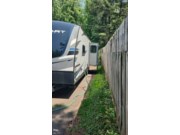 Call now about this 2021 Keystone Passport GT 2521RL! 2021 Keystone Passport GT 2521RL - Used Travel Trailer For Sale by Pop RVs in Moose Lake, Minnesota features Awning, Slideout, Air Conditioning