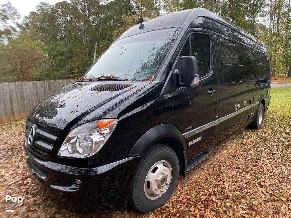 Call now about this 2011 Airstream Interstate 3500 Lounge! 2011 Airstream Interstate 3500 Lounge - Used Class B For Sale by Pop RVs in Manchester, Georgia features Generator, Air Conditioning, Awning