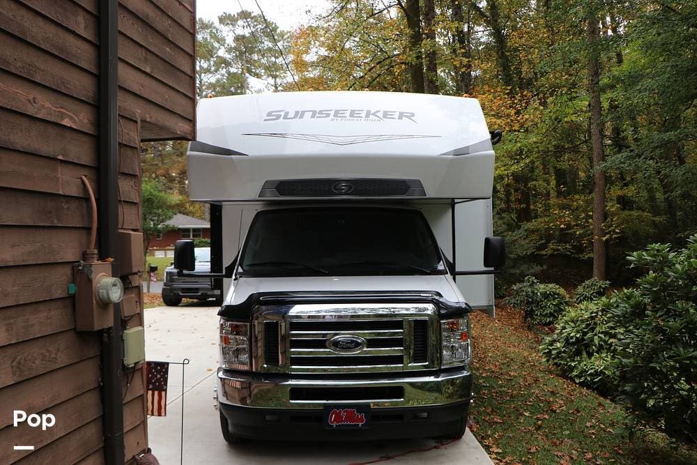 Contact us now about this 2022 Forest River Sunseeker 2850SLE! 2022 Sunseeker 2850SLE by Forest River from Pop RVs in Smyrna, Georgia