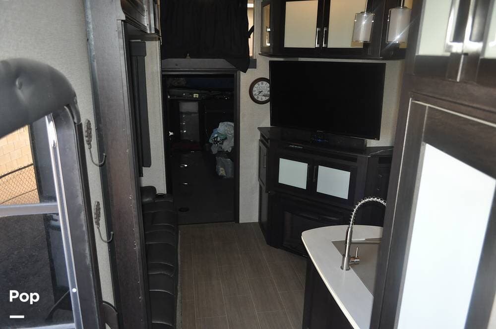 Contact us now about this 2018 Keystone Raptor 398TS! 2018 Raptor 398TS by Keystone from Pop RVs in Kingman, Arizona