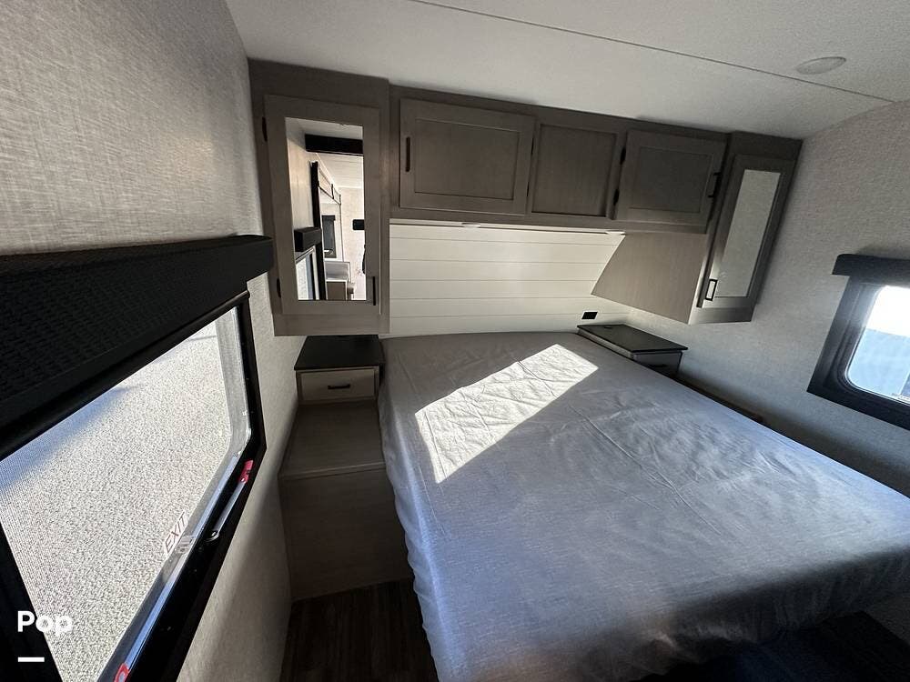 Used 2024 Starcraft Super Lite 241BH available in Katy, Texas