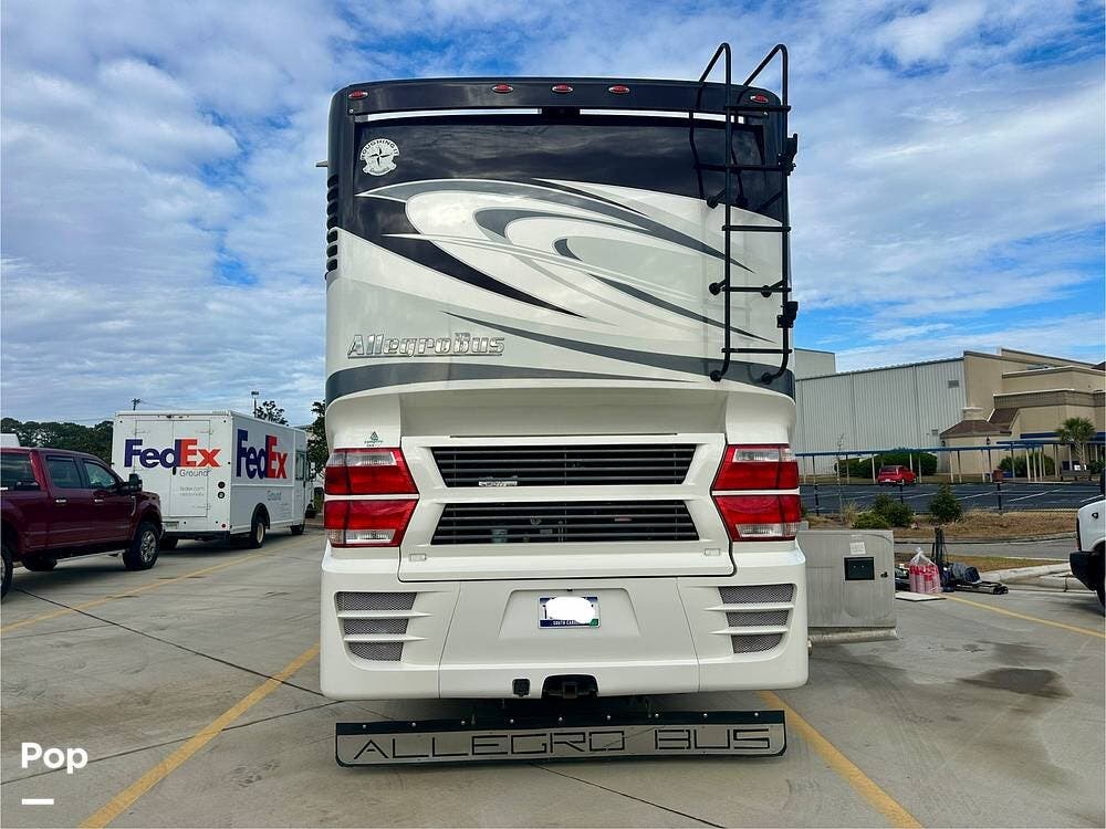 Contact us now about this 2015 Tiffin Allegro Bus 40SP! 2015 Allegro Bus 40SP by Tiffin from Pop RVs in Myrtle Beach, South Carolina