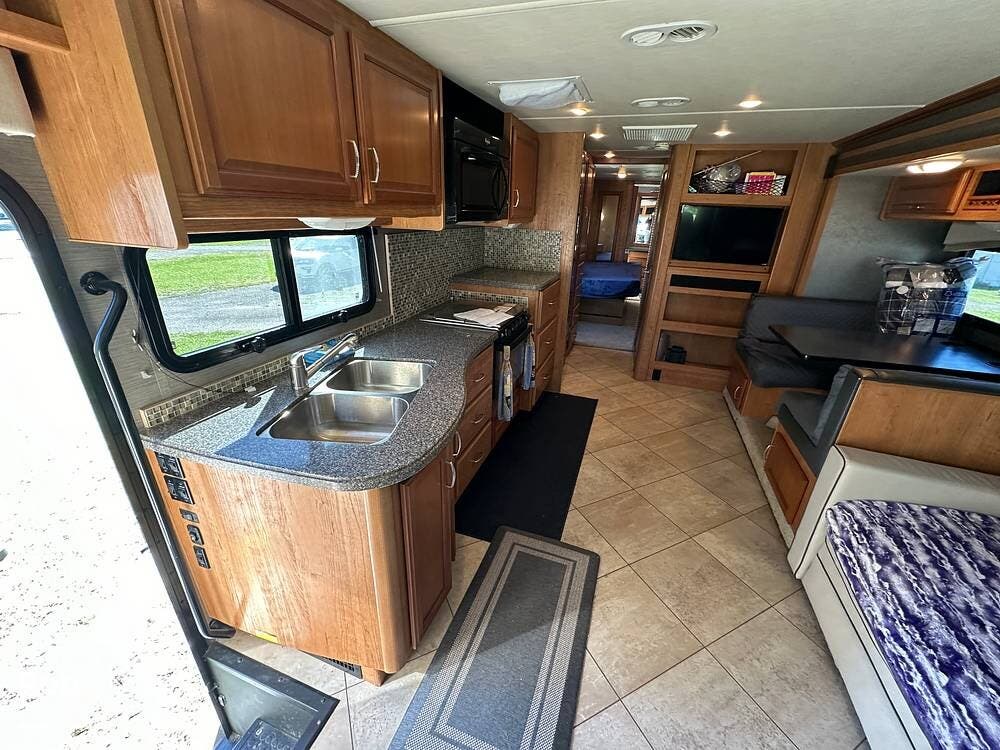 Contact us now about this 2016 Fleetwood Terra 36R! 2016 Terra 36R by Fleetwood from Pop RVs in Starke, Florida