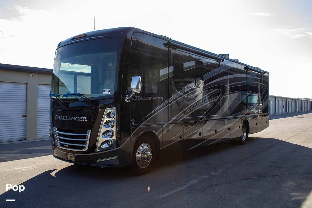 Contact us now about this 2022 Thor Motor Coach Challenger 37DS! 2022 Challenger 37DS by Thor Motor Coach from Pop RVs in Auburndale, Florida
