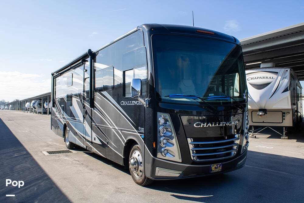 Contact us now about this 2022 Thor Motor Coach Challenger 37DS! 2022 Challenger 37DS by Thor Motor Coach from Pop RVs in Auburndale, Florida