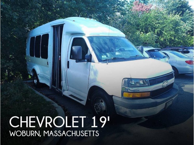 Email now about this 2009 Chevrolet Express LS Passenger 3500! Used 2009 Chevrolet Express LS Passenger 3500 available in Wilmington, Massachusetts