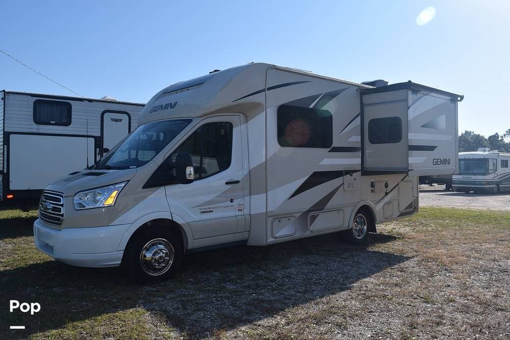 Contact us now about this 2017 Thor Motor Coach Gemini 23TB! 2017 Gemini 23TB by Thor Motor Coach from Pop RVs in Milton, Florida