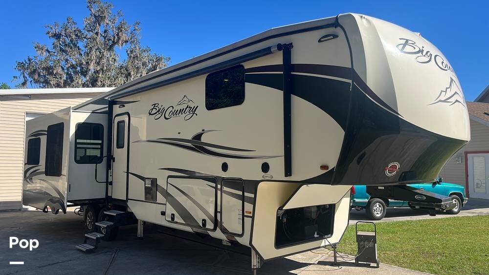 Contact us now about this 2018 Heartland Big Country 3560SS! 2018 Big Country 3560SS by Heartland from Pop RVs in Parrish, Florida