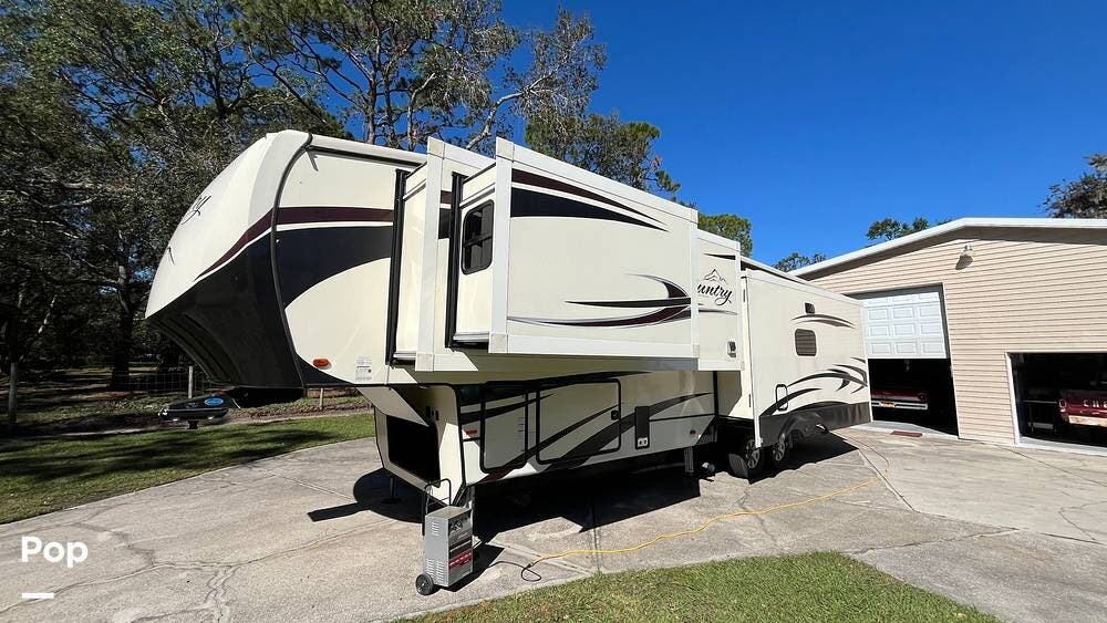 Used 2018 Heartland Big Country 3560SS available in Parrish, Florida