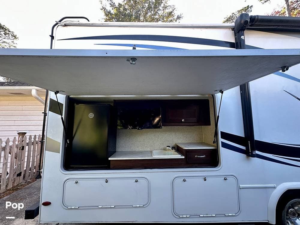 Used 2018 Forest River Sunseeker 2860DS available in Wilmington, North Carolina