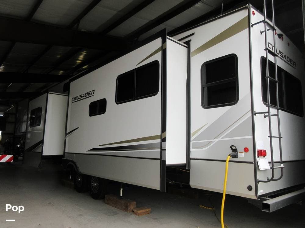 Contact us now about this 2023 Prime Time Crusader 382MBH! 2023 Crusader 382MBH by Prime Time from Pop RVs in Manor, Texas