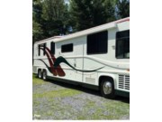Call now about this 2000 Newell Coach 45! 2000 Newell Coach 45 - Used Diesel Pusher For Sale by Pop RVs in Erieville, New York features Generator, Air Conditioning, Slideout