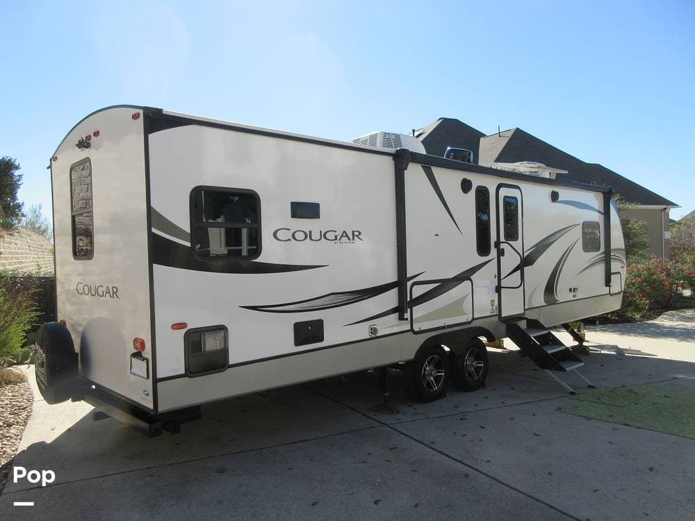 Used 2022 Keystone Cougar 30RKD available in Jonestown, Texas