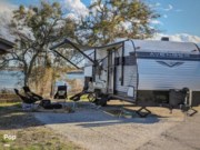 Call now about this 2023 Prime Time Avenger 26BK! 2023 Prime Time Avenger 26BK - Used Travel Trailer For Sale by Pop RVs in Leander, Texas features Awning, Leveling Jacks, Air Conditioning