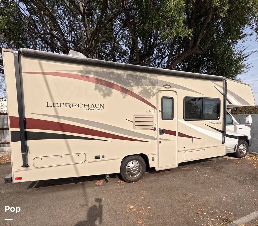 Contact us now about this 2017 Coachmen Leprechaun 260RS! 2017 Leprechaun 260RS by Coachmen from Pop RVs in Chatsworth, California