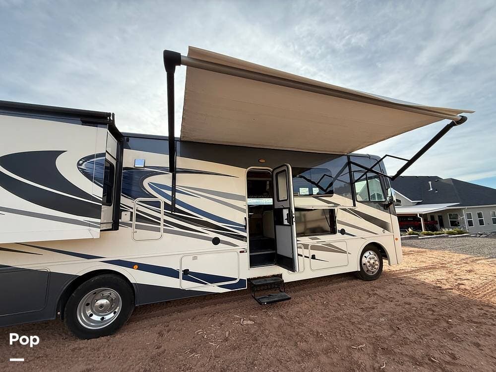 Contact us now about this 2020 Fleetwood Fortis 33HB! 2020 Fortis 33HB by Fleetwood from Pop RVs in Cedar City, Utah