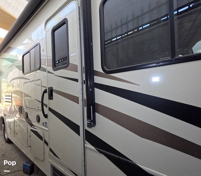 Contact us now about this 2018 Forest River FR3 30DS! 2018 FR3 30DS by Forest River from Pop RVs in Agoura Hills, California