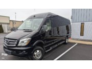Call now about this 2019 Midwest Daycruiser S5 4x4! 2019 Midwest Daycruiser S5 4x4 - Used Class B For Sale by Pop RVs in Greenfield, Indiana features Air Conditioning, Generator