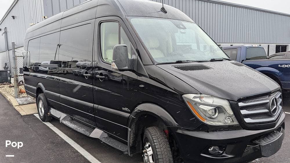 Used 2019 Midwest Daycruiser S5 4x4 available in Greenfield, Indiana