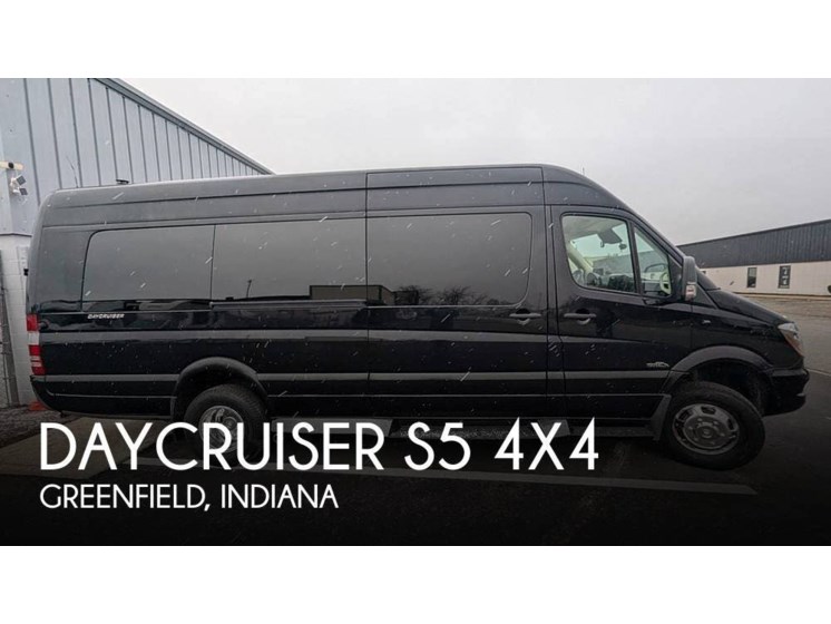 Email now about this 2019 Midwest Daycruiser S5 4x4! Used 2019 Midwest Daycruiser S5 4x4 available in Greenfield, Indiana