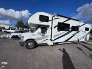 Call now about this 2021 Thor Motor Coach Freedom Elite 30FE! 2021 Thor Motor Coach Freedom Elite 30FE - Used Class C For Sale by Pop RVs in Tavares, Florida features Air Conditioning, Generator, Awning, Slideout
