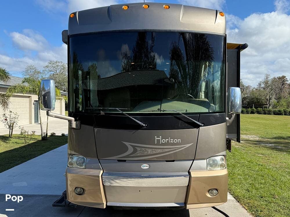 Contact us now about this 2009 Itasca Horizon 40TD! 2009 Horizon 40TD by Itasca from Pop RVs in Odessa, Florida