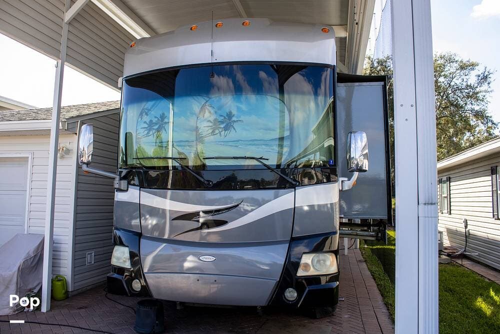 Call now about this 2008 Itasca Ellipse 40TD! 2008 Itasca Ellipse 40TD - Used Diesel Pusher For Sale by Pop RVs in Davenport, Florida features Awning, Generator, Slideout, Leveling Jacks, Air Conditioning