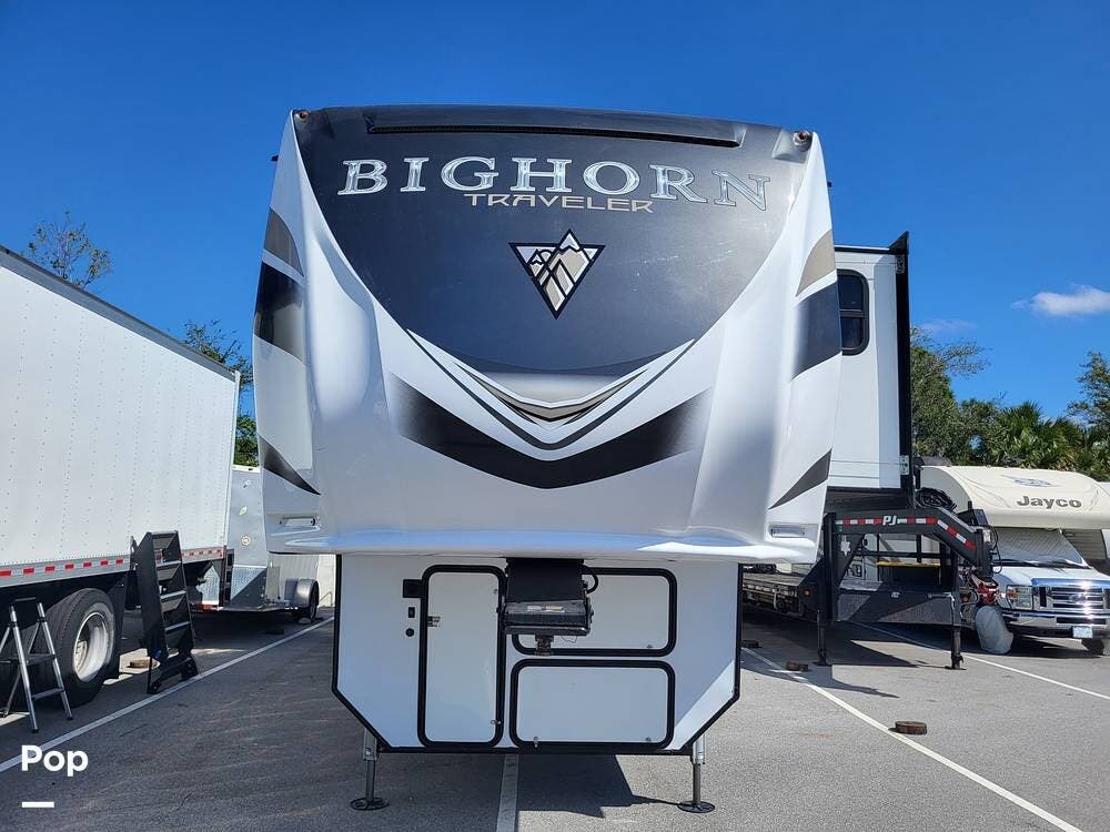 Contact us now about this 2022 Heartland Bighorn Traveler 37DB! 2022 Bighorn Traveler 37DB by Heartland from Pop RVs in Sanford, Florida