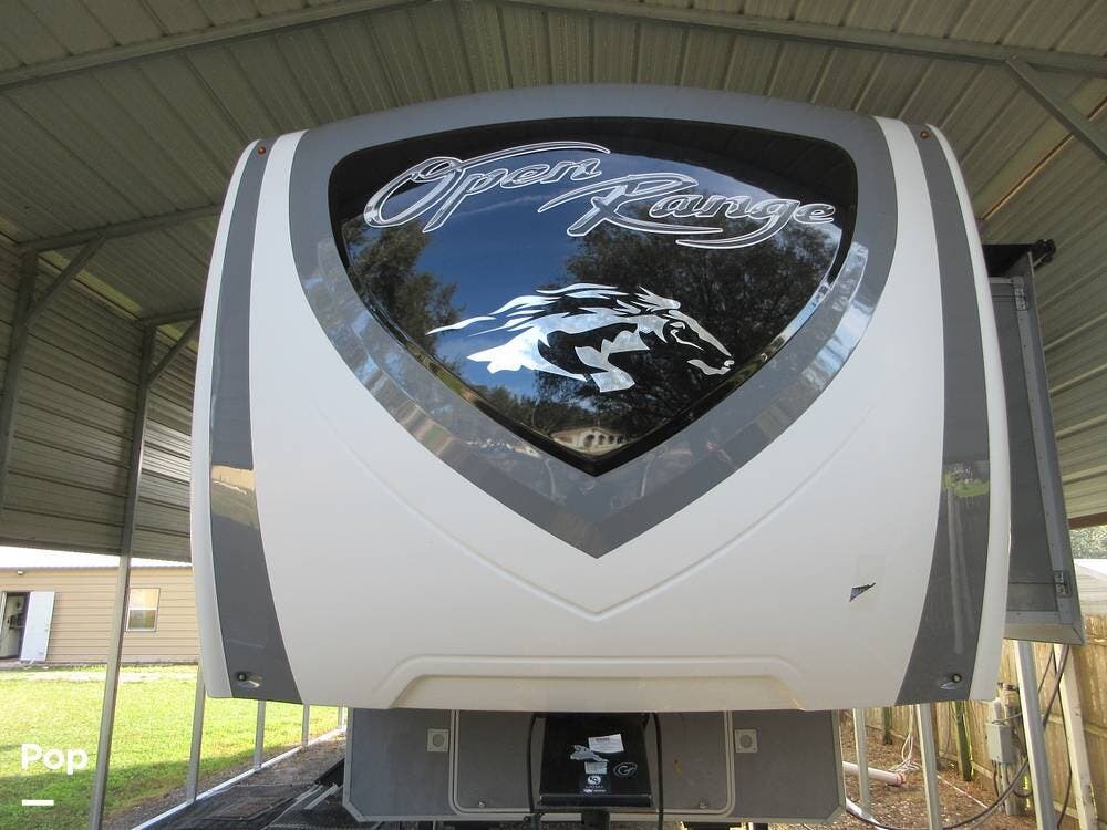 Call now about this 2019 Highland Ridge Open Range 314RLS! 2019 Highland Ridge Open Range 314RLS - Used Fifth Wheel For Sale by Pop RVs in Plant City, Florida features Air Conditioning, Awning, Slideout, Leveling Jacks