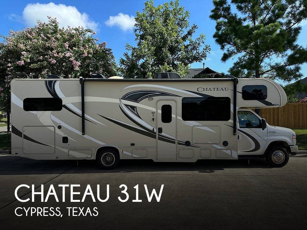 Email now about this 2017 Thor Motor Coach Chateau 31W! Used 2017 Thor Motor Coach Chateau 31W available in Cypress, Texas