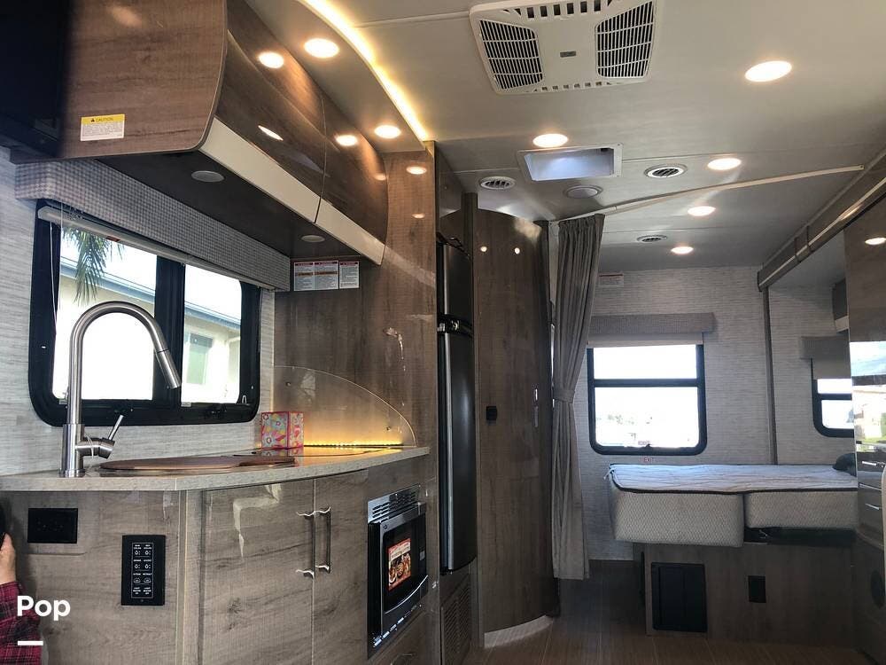 Call now about this 2023 Jayco Melbourne 24LP! 2023 Jayco Melbourne 24LP - Used Class C For Sale by Pop RVs in San Lorenzo, California features Generator, Awning, Leveling Jacks, Slideout, Air Conditioning