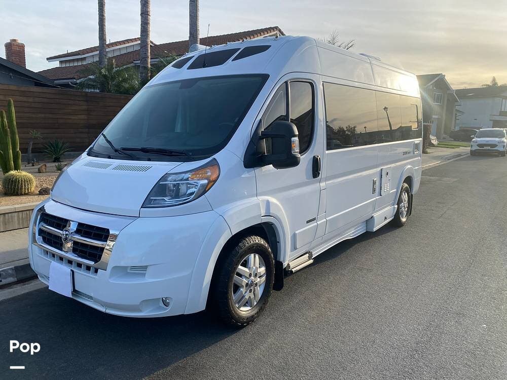 Contact us now about this 2018 Roadtrek ZION SRT! 2018 ZION SRT by Roadtrek from Pop RVs in Westminster, California