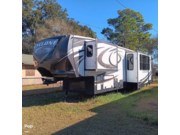 Contact us now about this 2015 Heartland Cyclone 4100! 2015 Cyclone 4100 by Heartland from Pop RVs in Hudson, Florida