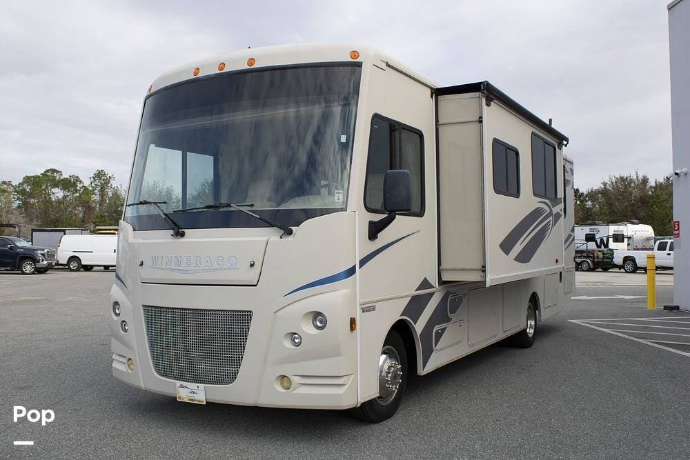 Call now about this 2018 Winnebago Vista 31KE! 2018 Winnebago Vista 31KE - Used Class A For Sale by Pop RVs in Davenport, Florida features Generator, Slideout, Awning, Air Conditioning, Leveling Jacks