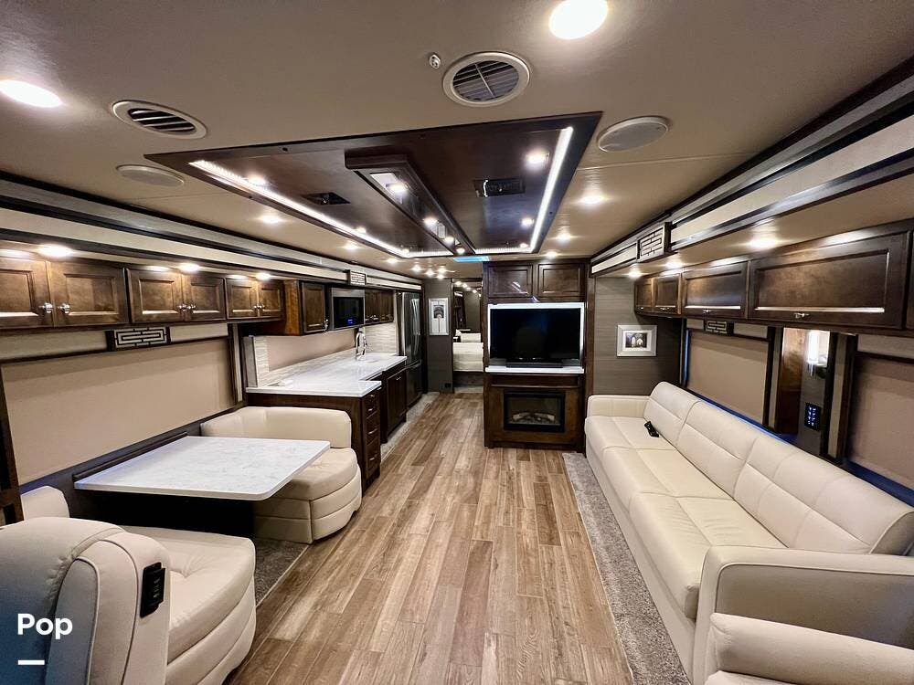 Call now about this 2021 Tiffin Allegro Red 37 PA! 2021 Tiffin Allegro Red 37 PA - Used Diesel Pusher For Sale by Pop RVs in Ponte Vedra Beach, Florida features Air Conditioning, Slideout, Generator, Leveling Jacks, Awning