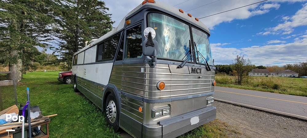 Call now about this 1978 MCI MCI MC-5C Challenger! 1978 MCI MCI MC-5C Challenger - Used Bus Conversion For Sale by Pop RVs in Friendship, Maine features Air Conditioning, Generator