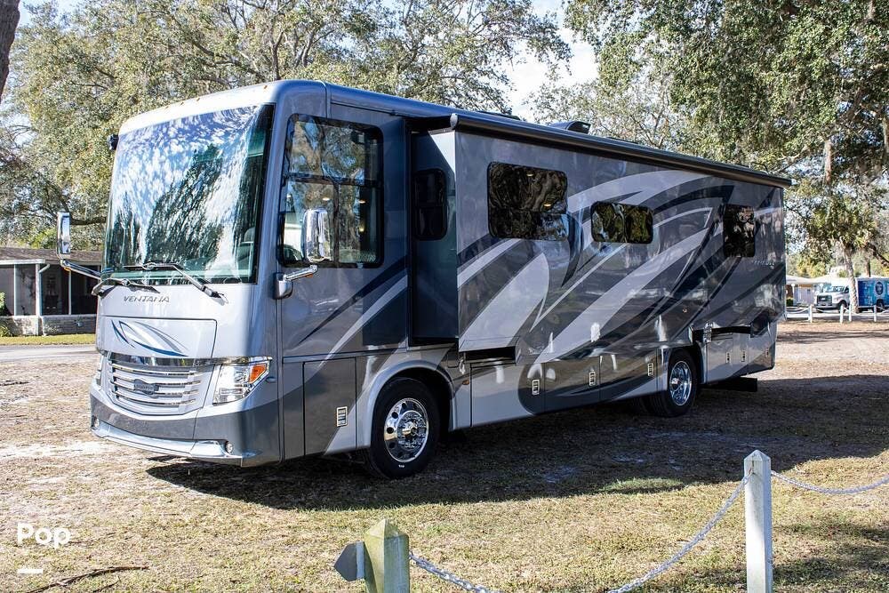 Call now about this 2019 Newmar Ventana 3407! 2019 Newmar Ventana 3407 - Used Diesel Pusher For Sale by Pop RVs in Kissimmee, Florida features Slideout, Leveling Jacks, Generator, Air Conditioning, Awning
