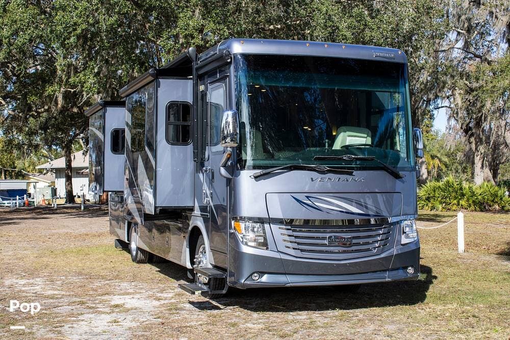 Contact us now about this 2019 Newmar Ventana 3407! 2019 Ventana 3407 by Newmar from Pop RVs in Kissimmee, Florida