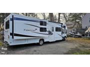 Call now about this 2020 Forest River Forester LE 3251DS! 2020 Forest River Forester LE 3251DS - Used Class C For Sale by Pop RVs in Hewitt, New Jersey features Leveling Jacks, Generator, Slideout, Awning, Air Conditioning