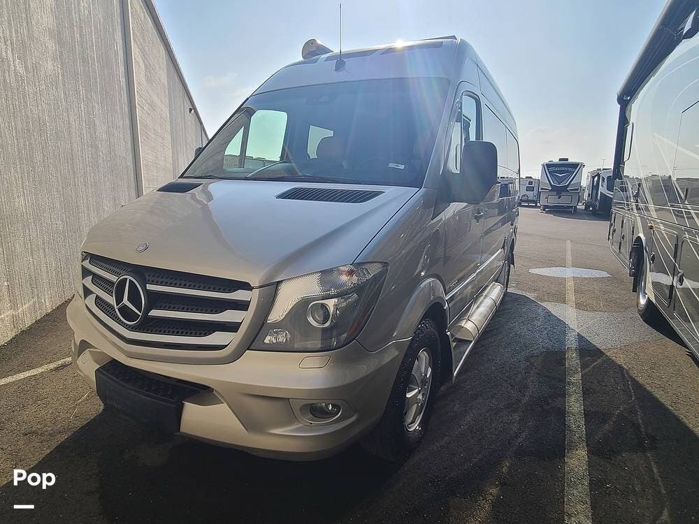 Call now about this 2015 Roadtrek Agile SS! 2015 Roadtrek Agile SS - Used Class B For Sale by Pop RVs in Rocklin, California features Awning, Air Conditioning