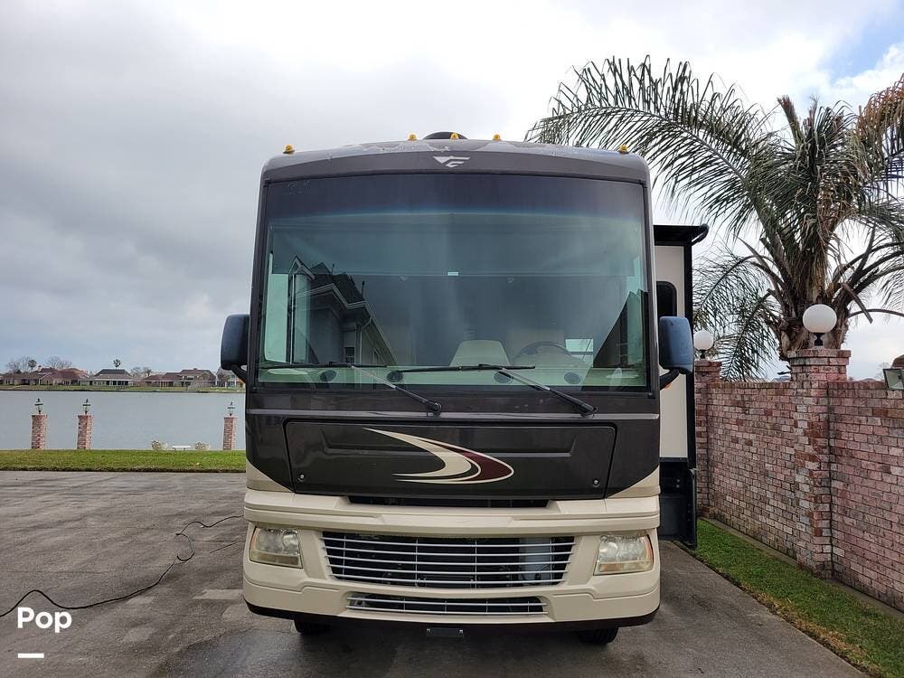Contact us now about this 2014 Fleetwood Bounder 36E! 2014 Bounder 36E by Fleetwood from Pop RVs in New Orleans, Louisiana