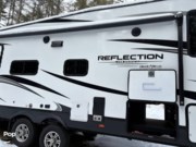 Call now about this 2022 Forest River Reflection 260RD! 2022 Forest River Reflection 260RD - Used Fifth Wheel For Sale by Pop RVs in Harrison, Maine features Leveling Jacks, Awning, Air Conditioning, Slideout