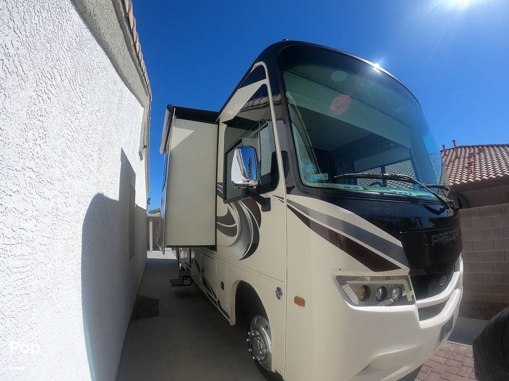 Contact us now about this 2020 Jayco Precept 31UL! 2020 Precept 31UL by Jayco from Pop RVs in Las Vegas, Nevada