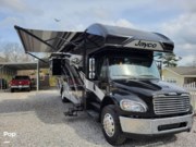 Call now about this 2022 Jayco Seneca 37K! 2022 Jayco Seneca 37K - Used Super C For Sale by Pop RVs in Prentiss, Mississippi features Generator, Air Conditioning, Awning, Slideout, Leveling Jacks