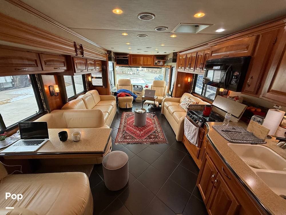 Call now about this 2011 Newmar Dutch Star 4034T! 2011 Newmar Dutch Star 4034T - Used Diesel Pusher For Sale by Pop RVs in Park City, Utah features Air Conditioning, Awning, Generator, Slideout, Leveling Jacks